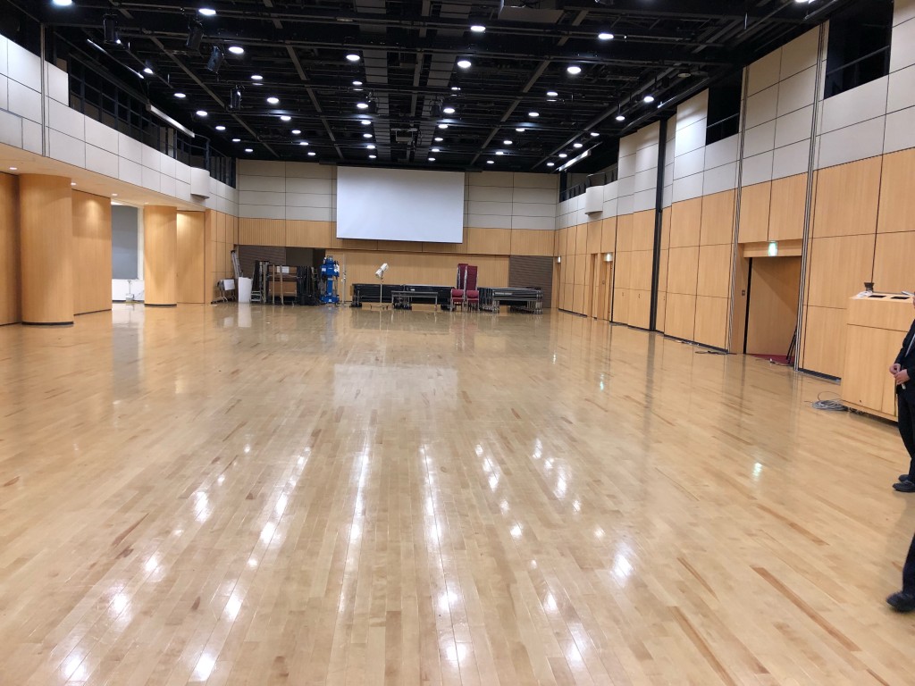 ハリウッドビューティーの学長にご挨拶させてもらった 個室型美容室社長gulgul大河内のブログ ハリウッドビューティーの学長にご挨拶させてもらった 個室型美容室社長gulgul大河内のブログ